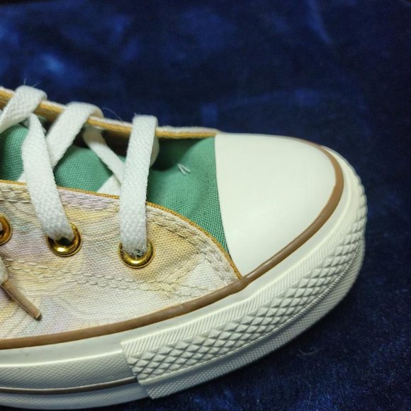 Converse - Picture 6 of 6